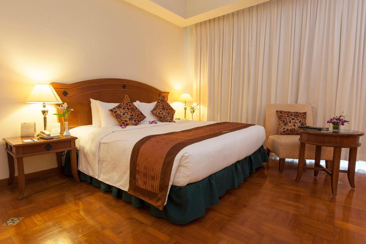Himawari Hotel Apartments Phnom Penh Eksteriør bilde