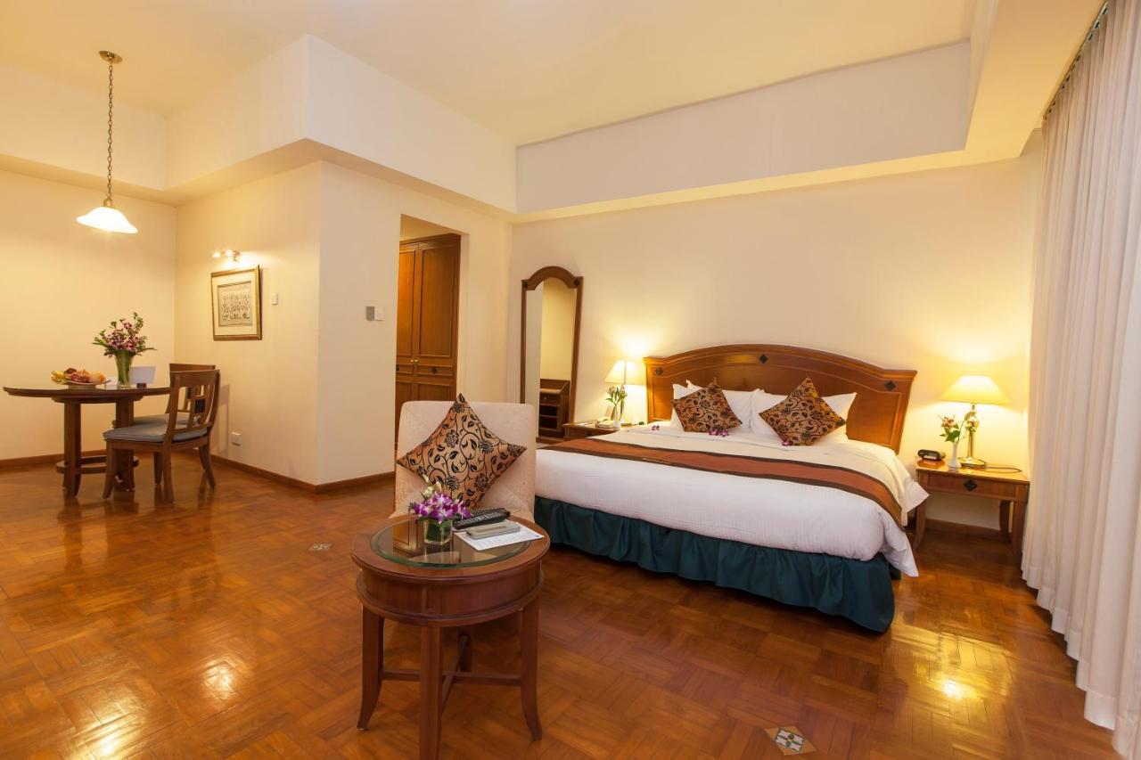 Himawari Hotel Apartments Phnom Penh Eksteriør bilde